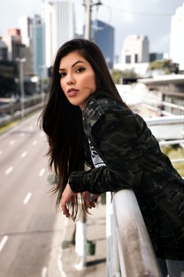 欧美感性美女图片壁纸2