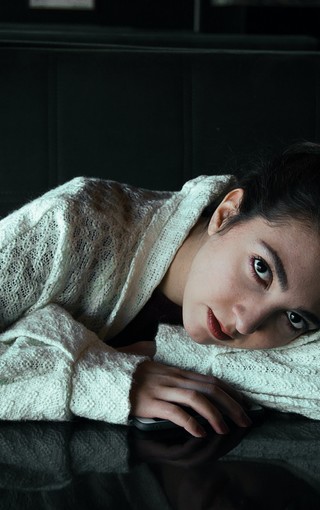 欧美美女迷人写真图片壁纸4-芒果图库