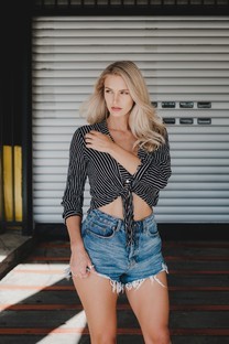 欧美性感美女图片壁纸