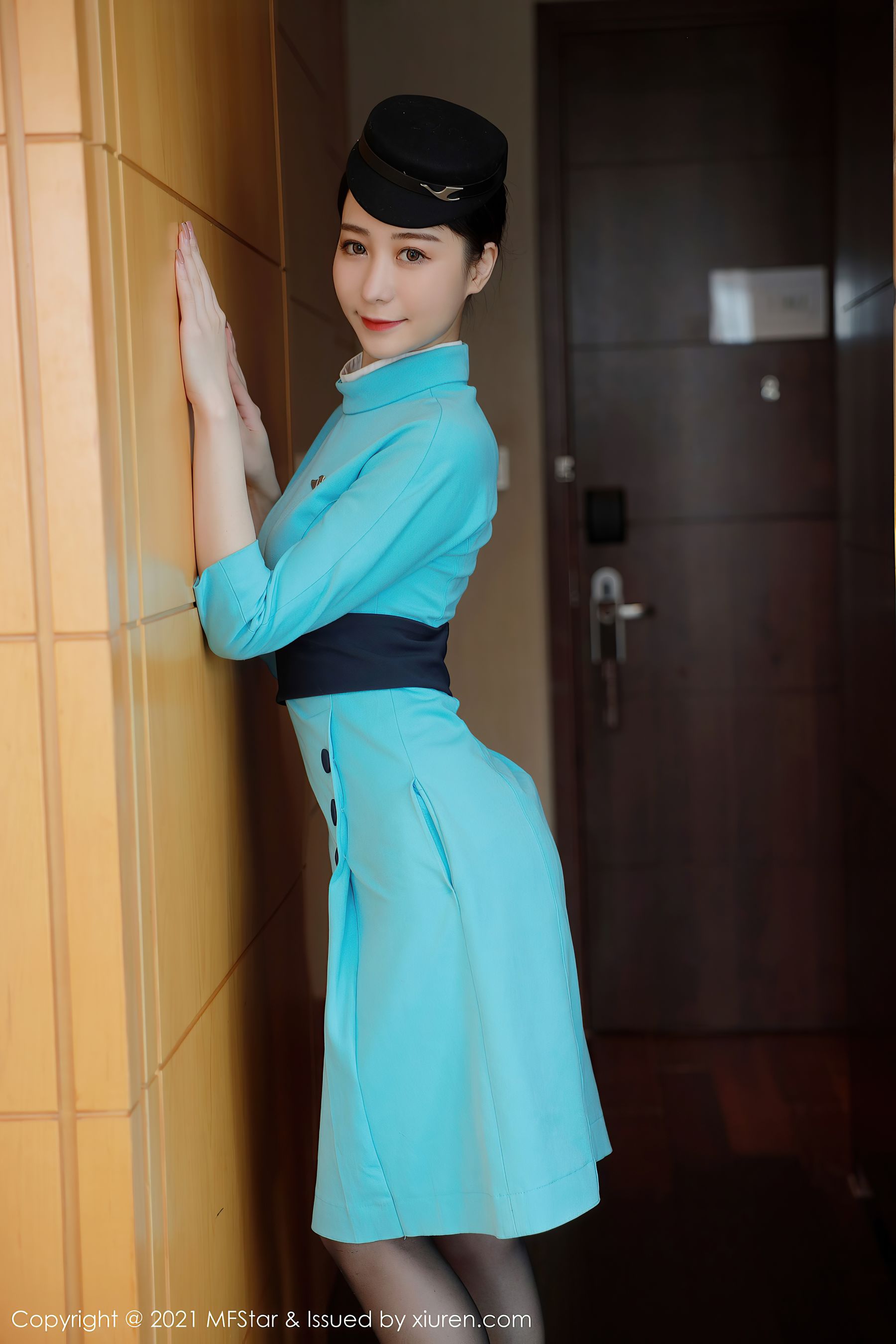 [模范学院MFStar] Vol.455 水水er – 典雅端正的空姐制服系列-芒果图库