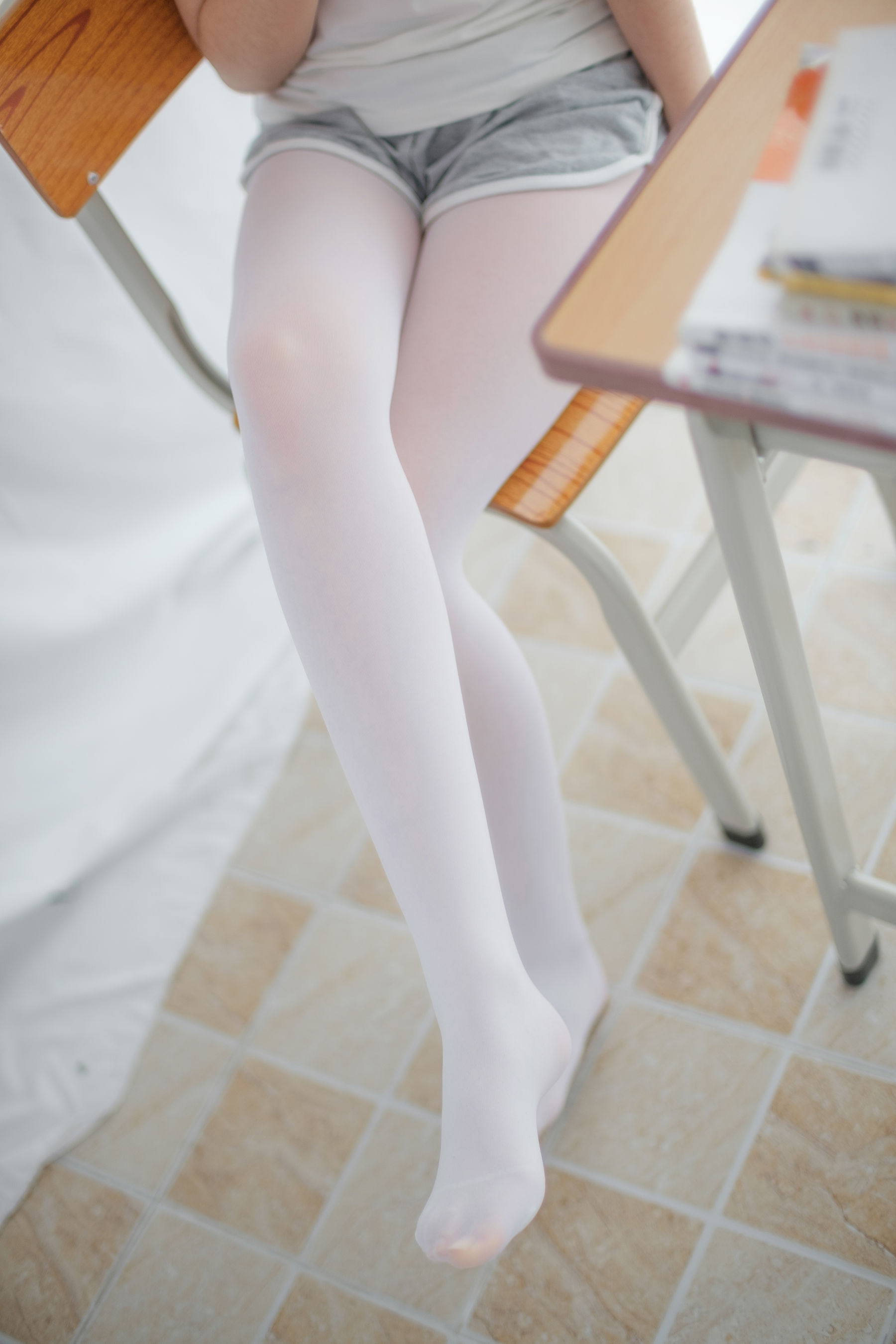 《JK白丝诱惑》 [森萝财团] R15-005 写真集-芒果图库
