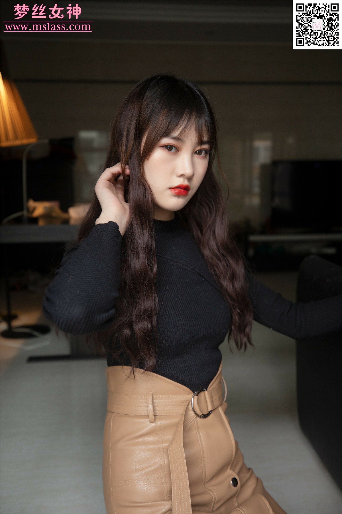 [MSLASS]梦丝女神 – 小唐嫣 旗袍包裹-芒果图库