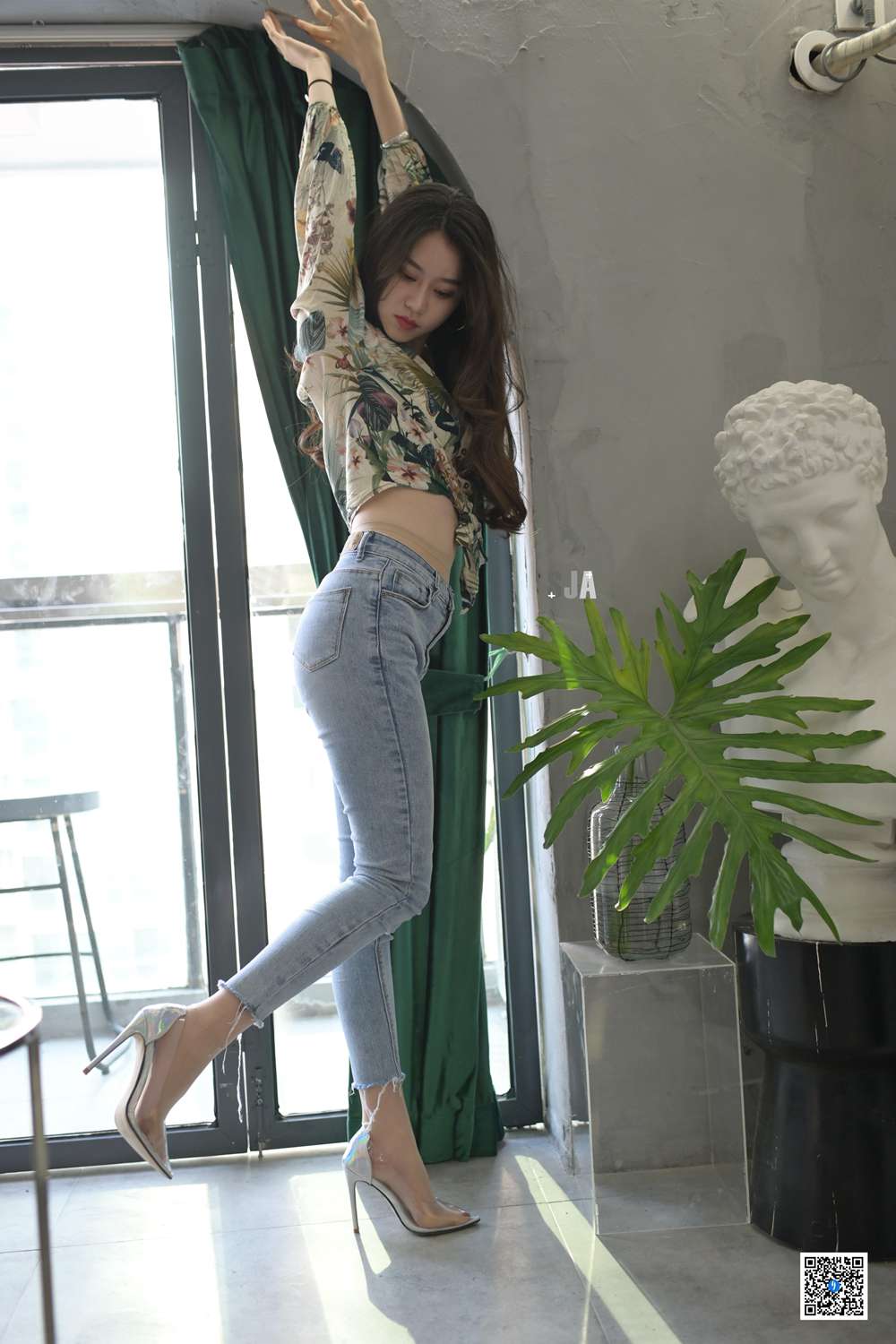 [SJA佳爷] Vol.065 闺蜜视角《川》-芒果图库
