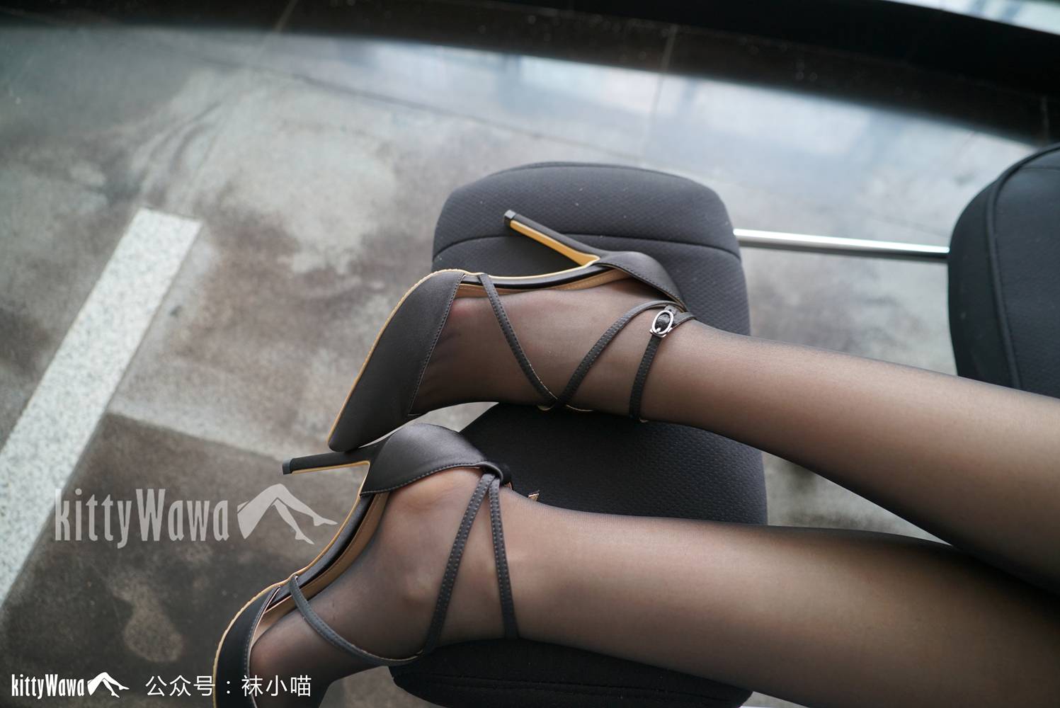 [kittyWawa袜小喵] KT041《丝滑总监（上）》-芒果图库